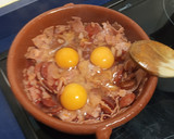 Foto del paso 3 de la receta: Huevos con retales