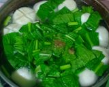 Foto langkah ke 2 dari resep Sup Bakso Ikan.