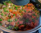 Virslis-tarhonyás egytálétel 🥘 recept fázis 11 fotója