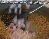 A picture of step 3 of Keema bhare potato cutlets.