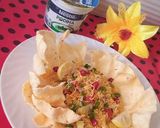 A picture of step 4 of Indian sev chaat.