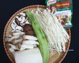 Hình bước làm 1 của món Bánh xèo nấm củ hủ dừa chay