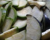 Foto del paso 1 de la receta: Revuelto de zapallitos y berenjenas al vapor