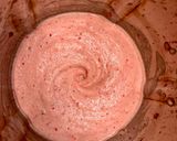 Φωτογραφία βήματος 4 της συνταγής Παγωτό semifreddo φράουλα - μπανάνα με κονιάκ & μέλι 🍓🍌🥃🍯♥️