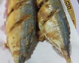 Foto langkah ke 5 dari resep Ikan Kembung Goreng.