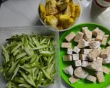 Foto langkah ke 1 dari resep Opor Ayam Bumbu Kuning.