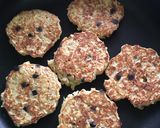 Foto langkah ke 2 dari resep Banana Oatmeal Pancake.