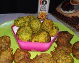 A picture of step 3 of Leafy Pakoda.