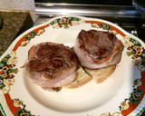 Foto del paso 9 de la receta: Recetas para pareja: Tournedos con trufas y reducción de oporto