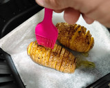 Foto del paso 2 de la receta: Patatas Hasselback en airfryer