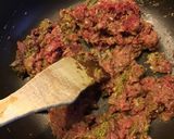 Une image de l'étape 2 de Poivrons rouges farcis bœuf courgettes et basilic.