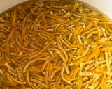 Foto del paso 1 de la receta: Mermelada de cáscaras de mandarinas 🍊🍊🍊