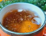 Hình bước làm 2 của món Trà đào hạt chia