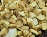 Foto del paso 10 de la receta: Alitas con papas rústicas al horno