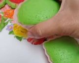 Foto langkah ke 8 dari resep Bolu kukus semangka.
