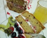 A picture of step 9 of Chocolate chip and raisins white forest block cake.