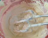 Foto langkah ke 5 dari resep Whipping Cream Pound Cake.