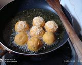 Foto langkah ke 5 dari resep Bola Ubi Cokelat Manis.