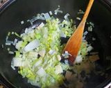 Foto del paso 3 de la receta Sopa crema de verduras y hortalizas al curry amarillo hindú