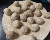 Foto del paso 3 de la receta: Albóndigas muy tiernas de pollo y espinacas