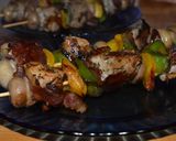Foto del paso 6 de la receta: Brochetas de bondiola y champiñones