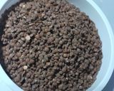 A picture of step 1 of Sabut Masoor Daal with Milk.