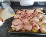 Foto del paso 2 de la receta: Pollo🍗 al horno