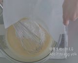 A picture of step 8 of Banana Chiffon Cake.