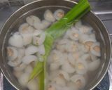 Foto langkah ke 1 dari resep Es Rambutan Selasih.