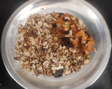 ராகி நட்ஸ் லட்டு (Ragi Nuts laddu recipe in tamil) ரெசிபி ஸ்டேப் 3 புகைப்படம்