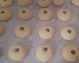 Foto langkah ke 3 dari resep Cookies Susu Premium.