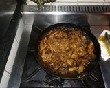 Foto del paso 3 de la receta: Sándwiches de cerdo agridulce en pan bata