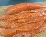 Foto del paso 3 de la receta: Sushi casero- Nigiri de salmón 🍣