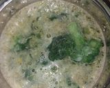 Brokkolikrém leves recept fázis 2 fotója
