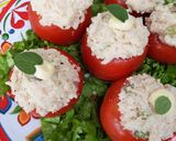 Foto del paso 3 de la receta: Tomates rellenos con arroz y atún