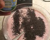 A picture of step 3 of Chiaseeds Pudding.