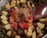A picture of step 5 of Tindora (little gourd) with potato and tomato.