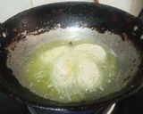 A picture of step 3 of Aloo palak paneer cutlets.