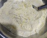 A picture of step 2 of Mix flour methi handvo.