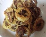Rántott hagymakarikák recept fázis 2 fotója