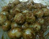 Foto langkah ke 6 dari resep Cilok Masak Bumbu Kacang.