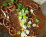 Foto langkah ke 7 dari resep Semur Cumi-cumi.