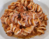 Foto del paso 5 de la receta: Espirales con salsa cremosa de butifarra y pisto