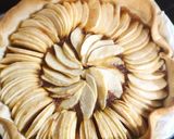 Une image de l'étape 3 de Tarte aux pommes caramel beurre salé.