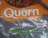 A picture of step 1 of Quorn Chilli con carne with cauliflower rice.