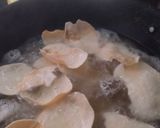 A picture of step 6 of Homemade aloo chips.