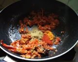 A picture of step 4 of Papad Curry.