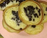 Foto langkah ke 5 dari resep Martabak Manis Mini.