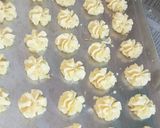 Foto langkah ke 3 dari resep Sagu Keju / Semprit.
