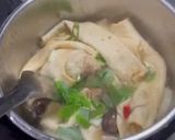 Hình bước làm 3 của món Canh chả cá Hàn Quốc - món nhậu quốc dân